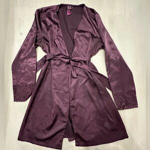 La Senza satin robe size S-M